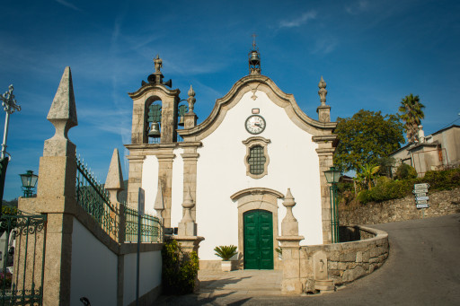 Igreja Paroquial do Bárrio